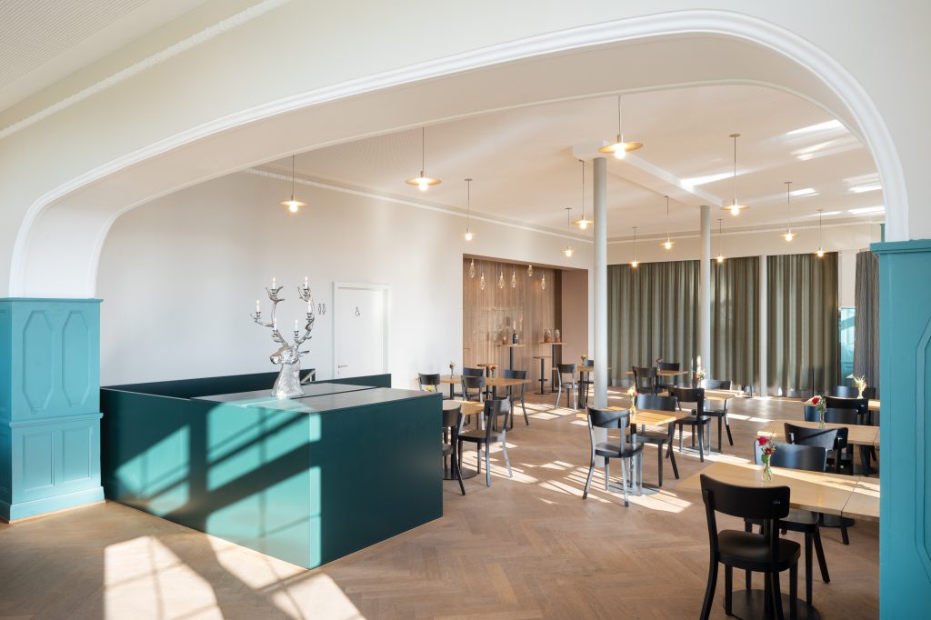 Restaurant_Waldrain_02